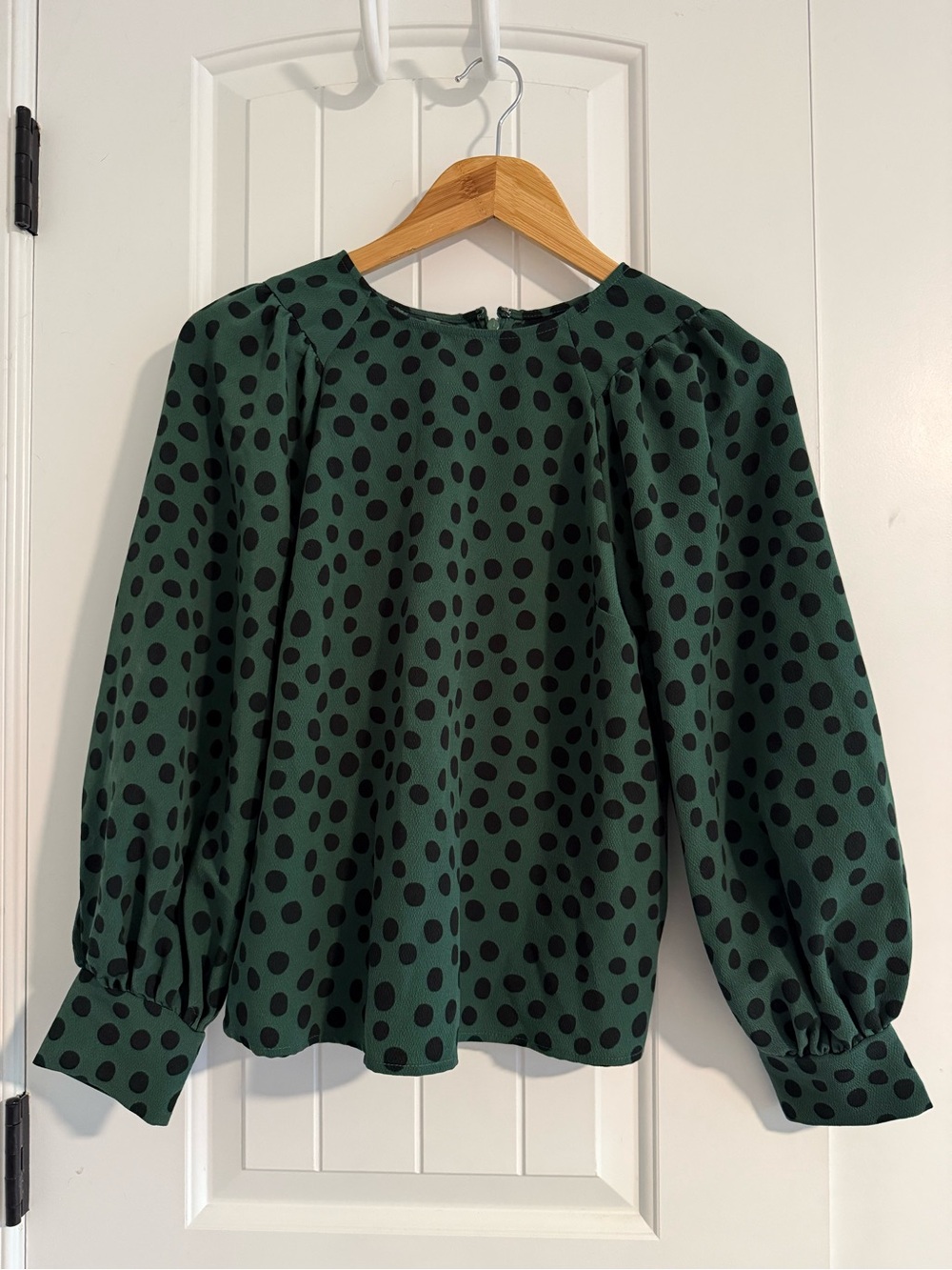 Women's Green Polka Dot Long-Sleeve Blouse
